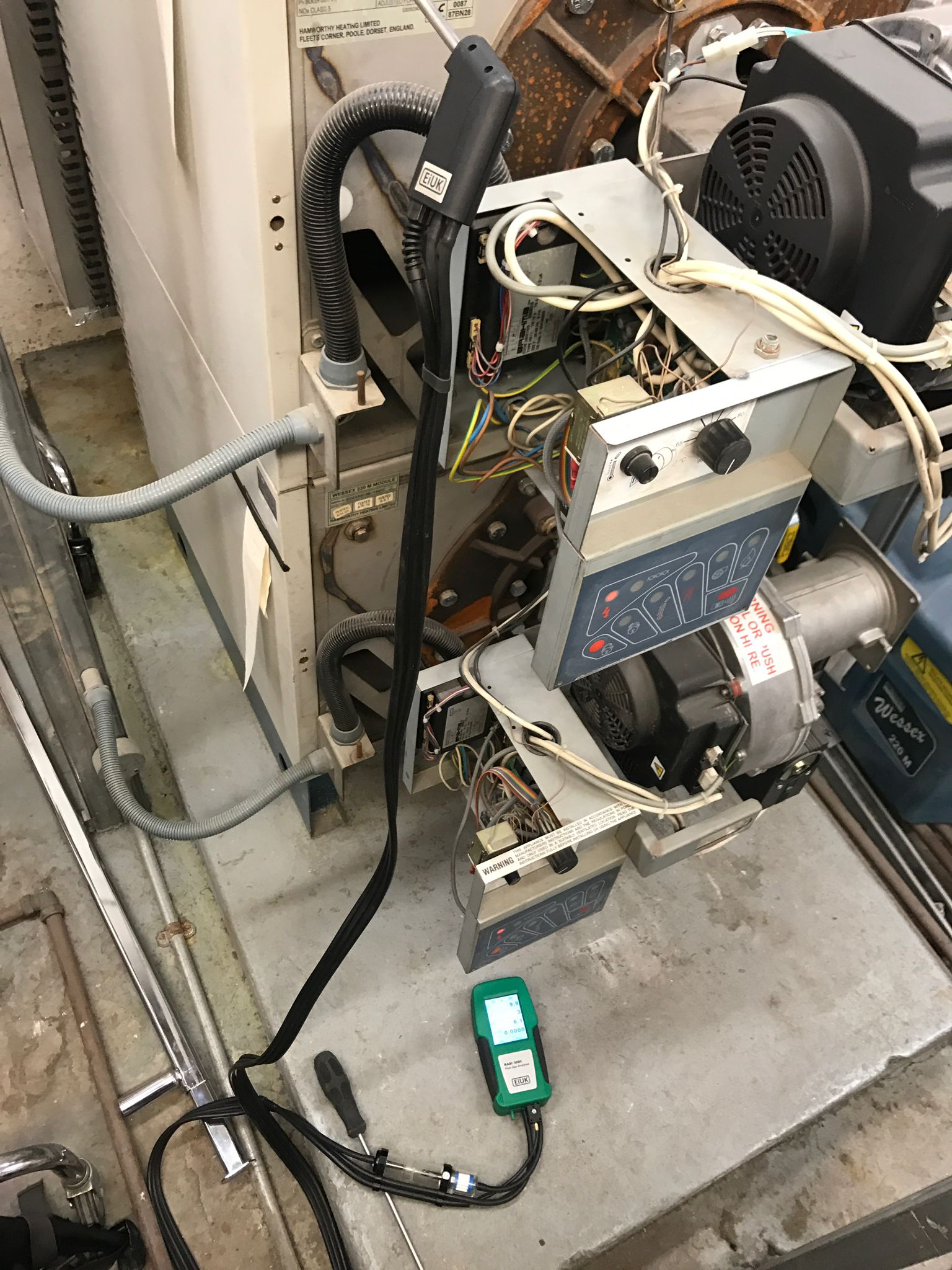 gas safe registered engineer near me Earls Court, SW5